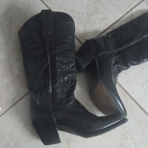 Lucchese Black Swirl Pattern Heeled Boots